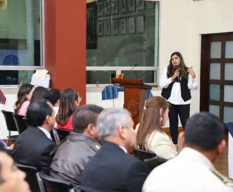 El diplomado se desarrolló con didática profesional.